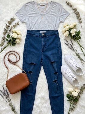 Joni Jeans With Super Rips